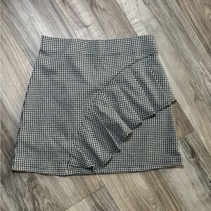 FOREVER 21 short skirt size small